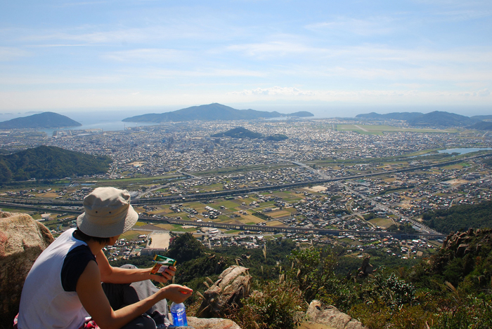 �ق��ƈꑧ�e�B�[�^�C��