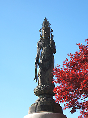 丈六聖観音菩薩立像